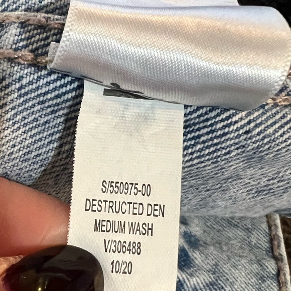 Old Navy Light Wash Destroyed Denim Size Small - Picture 5 of 5